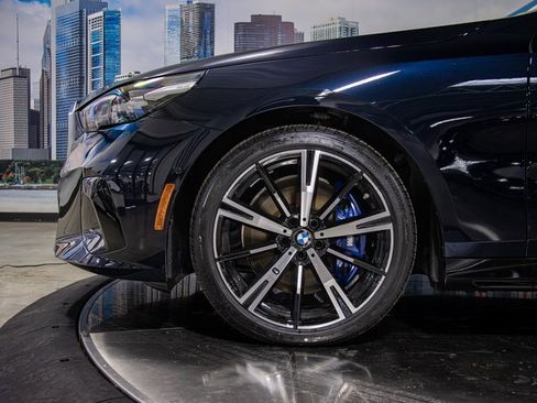 New 2026 BMW 540i xDrive 540i xDrive w/ M Sport Package image 7