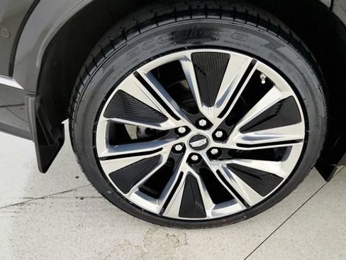 Used 2024 Cadillac Lyriq Luxury RWD image 78