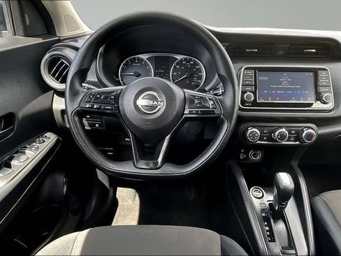 Used 2024 Nissan Kicks S FWD image 8