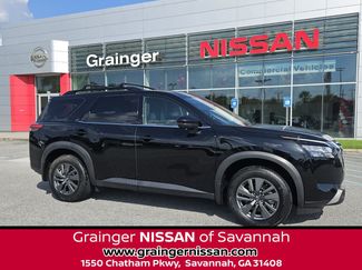 Used 2024 Nissan Pathfinder SV w/ SV Premium Package FWD video 1