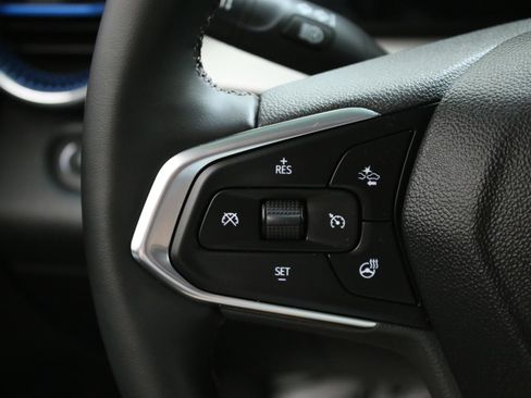 Used 2024 Chevrolet Trax LT w/ Driver Confidence Package FWD image 14
