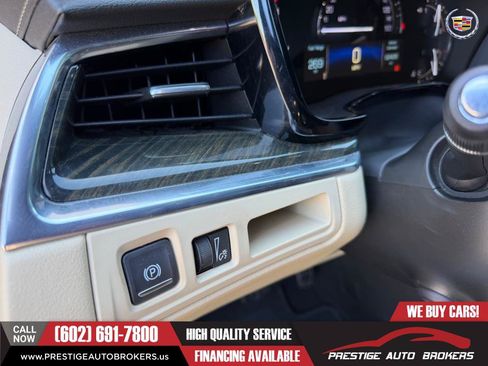 Used 2018 Cadillac XT5 FWD image 29