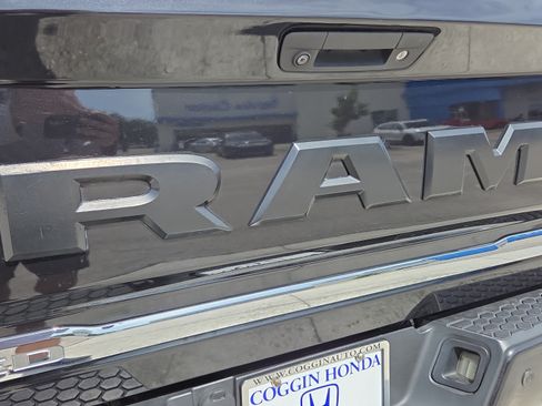 Used 2016 RAM 1500 Limited AWD/4WD image 37