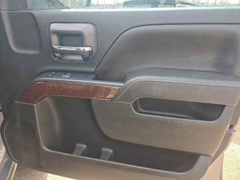 Used 2017 GMC Sierra 1500 SLE w/ SLE Value Package image 23