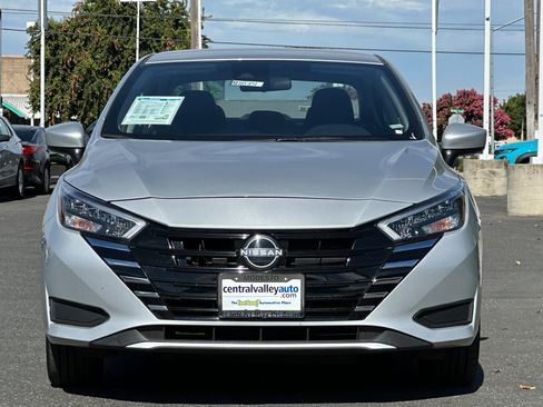 Certified 2025 Nissan Versa SV FWD image 9