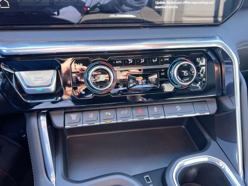 New 2026 GMC Sierra 2500 Denali w/ Denali Reserve Package image 17