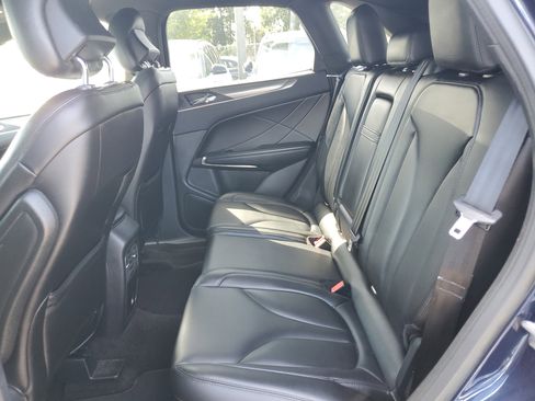 Used 2017 Lincoln MKC Premiere image 10