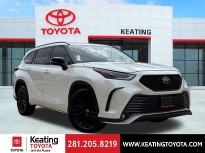 Used 2023 Toyota Highlander XSE