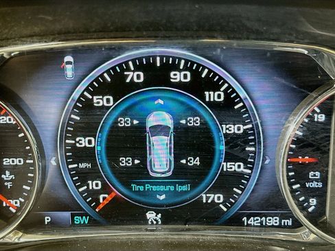 Used 2019 GMC Acadia Denali w/ Technology Package AWD/4WD image 19