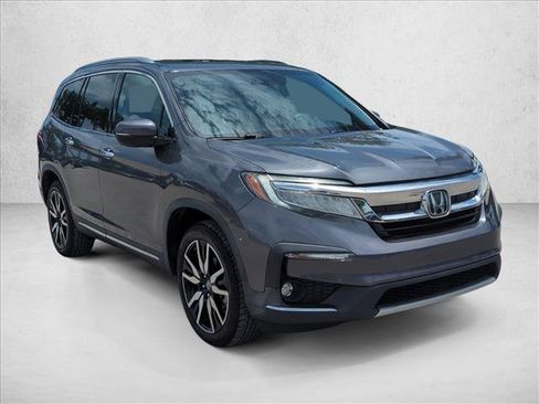 Used 2022 Honda Pilot Touring image 3
