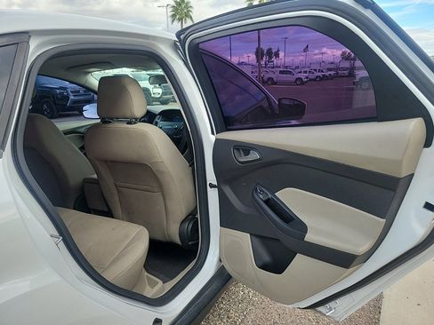 Used 2018 Ford Focus SE image 15