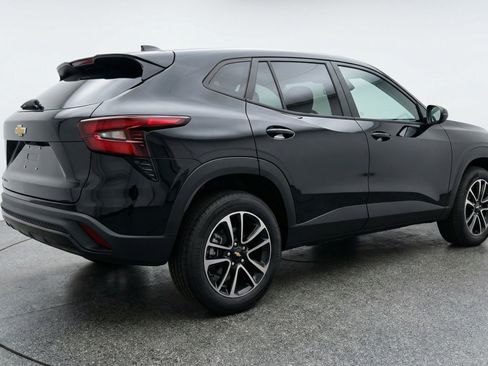 Used 2025 Chevrolet TrailBlazer LT image 9