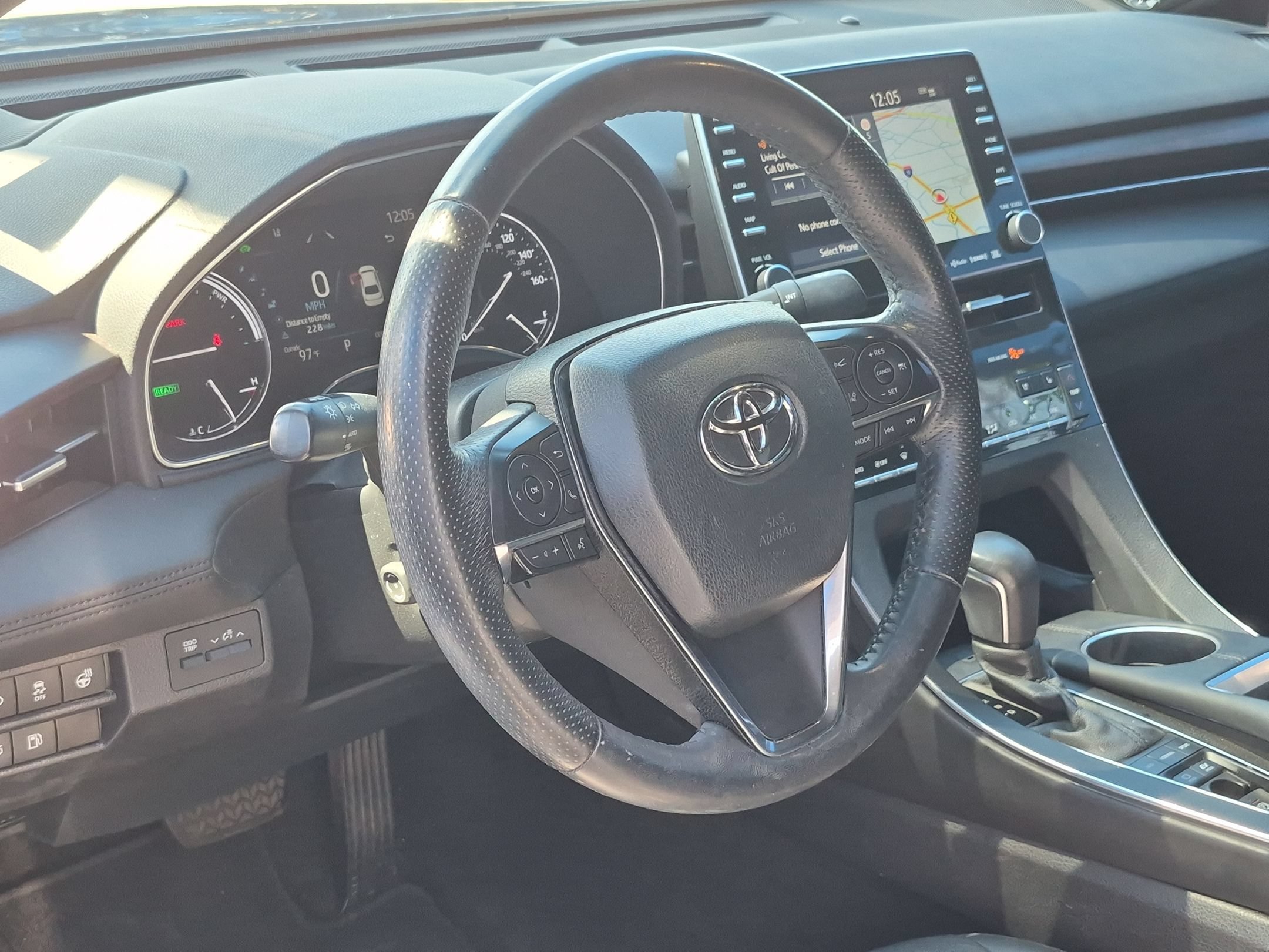 Used 2021 Toyota Avalon Limited FWD image 12
