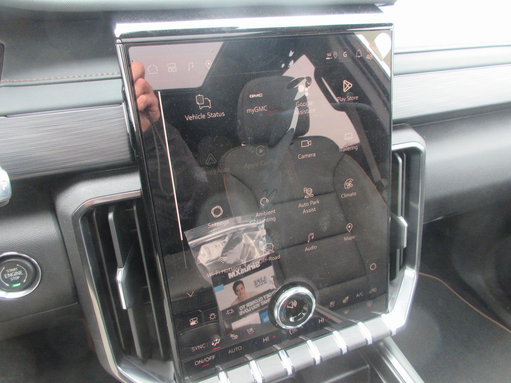 New 2026 GMC Acadia AT4 w/ Super Cruise Package AWD/4WD image 18