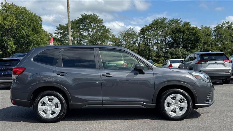 Used 2023 Subaru Forester AWD/4WD image 6