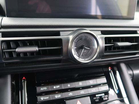 Used 2023 Lexus IS 500 image 31