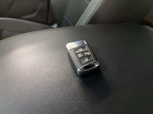Used 2021 Volkswagen Atlas SEL R-Line FWD image 88