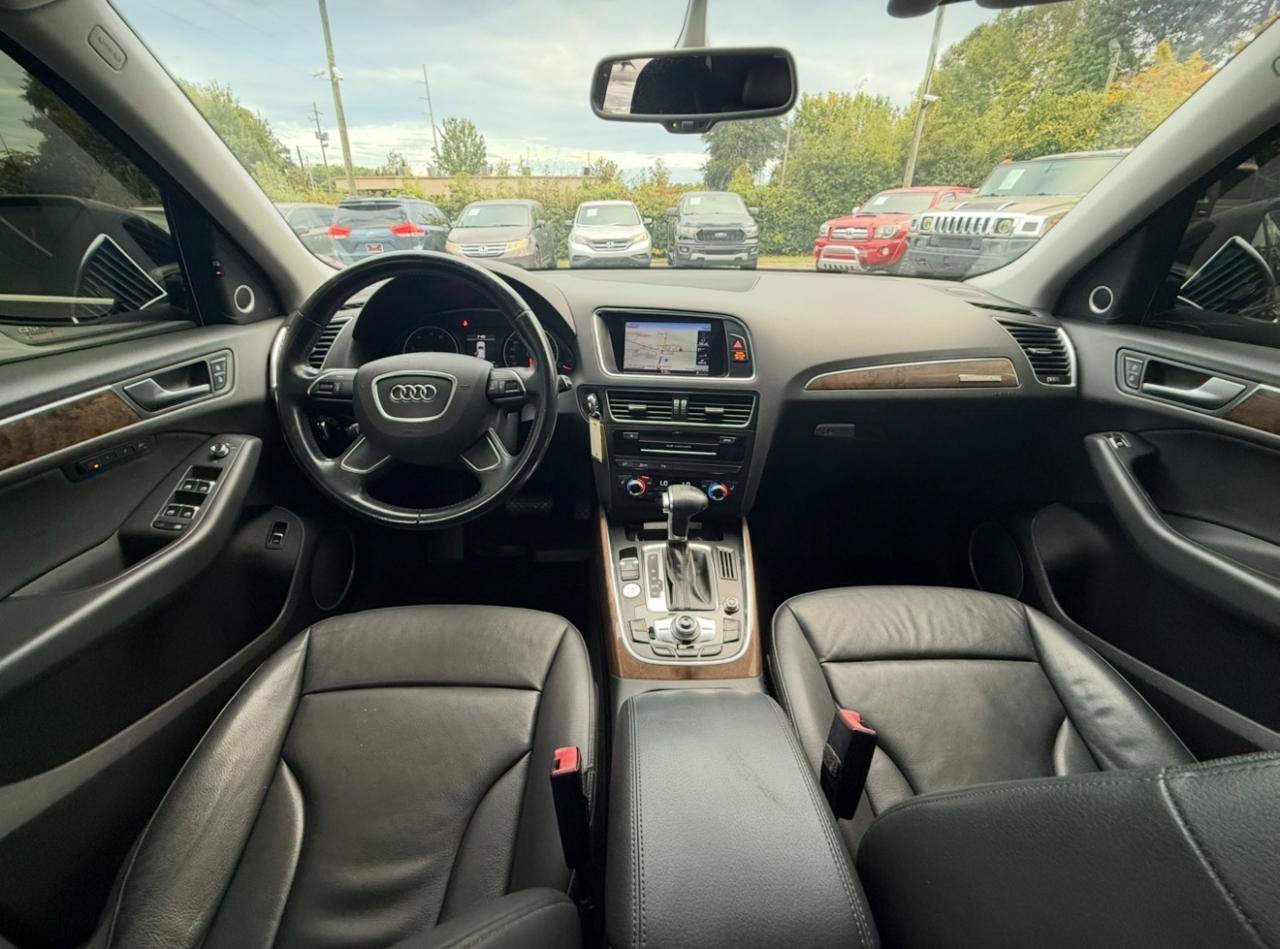 Used 2016 Audi Q5 2.0T Premium Plus w/ Technology Package AWD/4WD image 2