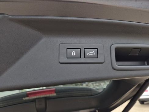 New 2025 Subaru Forester Touring image 9