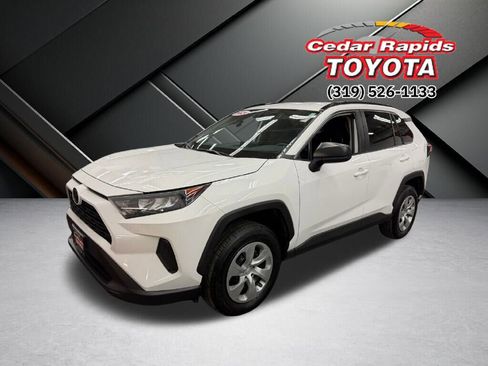 Certified 2021 Toyota RAV4 LE image 4