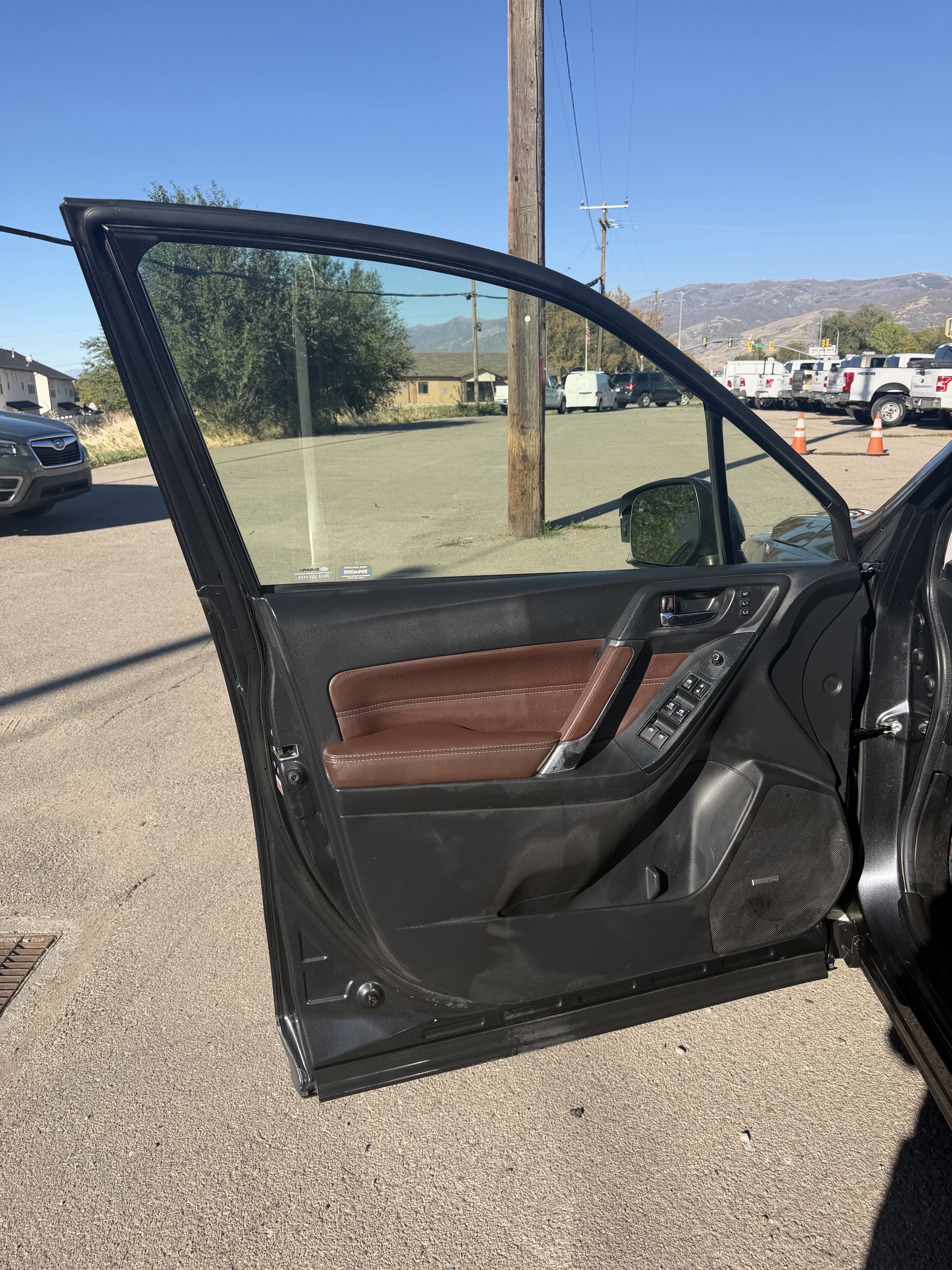 Used 2018 Subaru Forester 2.5i Touring AWD/4WD image 17