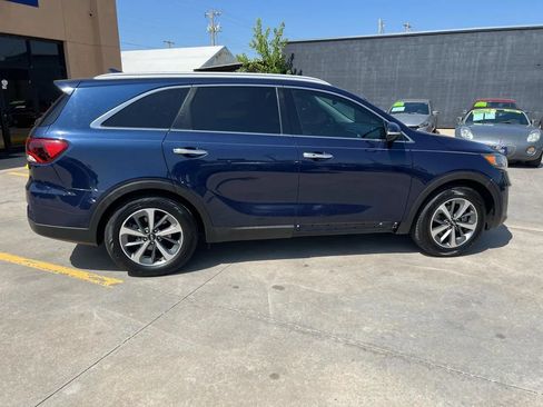 Used 2019 Kia Sorento EX FWD image 13
