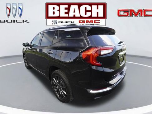 Used 2024 GMC Terrain Denali w/ Black Diamond Edition image 5