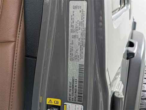 Certified 2021 Jeep Wrangler Unlimited Sport image 31