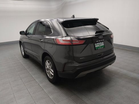 Used 2023 Ford Edge SEL image 5