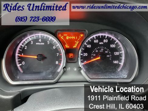 Used 2013 Nissan Versa SV w/ Convenience Pkg image 17