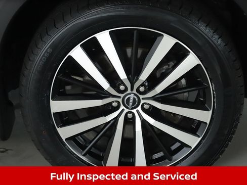 Certified 2024 Nissan Pathfinder Platinum AWD/4WD image 12