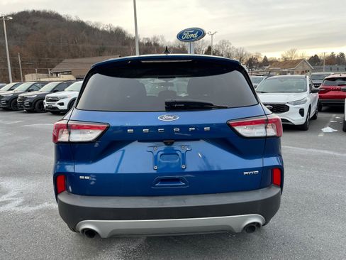 Certified 2022 Ford Escape SE w/ Convenience Package image 4