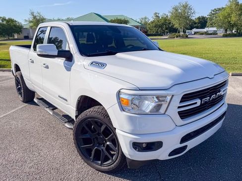 Used 2020 RAM 1500 Big Horn AWD/4WD image 2
