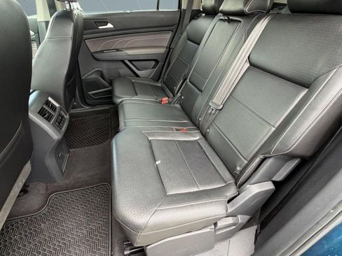 Used 2021 Volkswagen Atlas SE FWD image 21