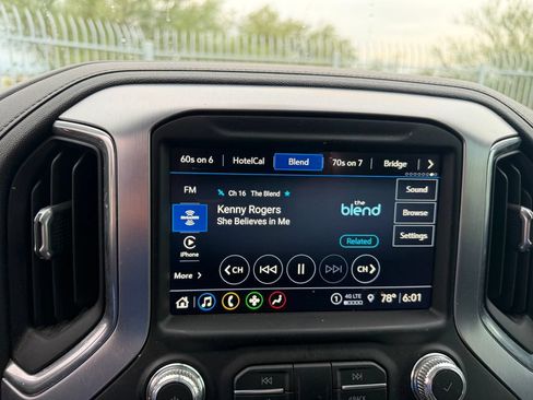 Used 2021 GMC Sierra 1500 Elevation w/ Preferred Package AWD/4WD image 10