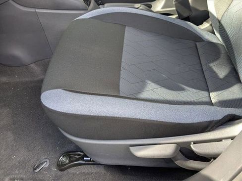 New 2025 Nissan Versa SV image 4