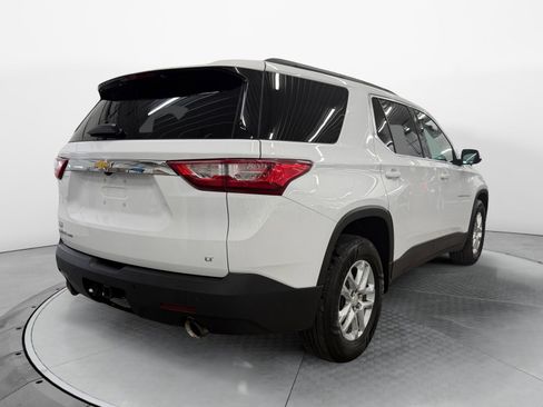 Used 2020 Chevrolet Traverse LT w/ Driver Confidence II Package AWD/4WD image 5