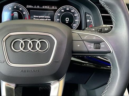 Used 2025 Audi Q7 3.0T Premium Plus w/ Premium Plus Package AWD/4WD image 12