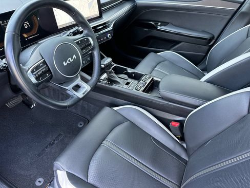Used 2025 Kia K5 GT-Line w/ GT-Line Premium Package FWD image 9