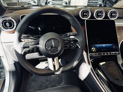 New 2026 Mercedes-Benz GLC 300 4MATIC image 7