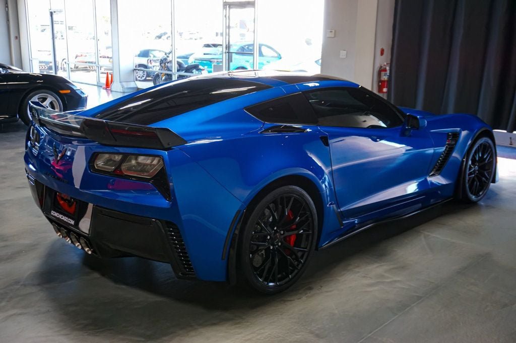 Used 2016 Chevrolet Corvette Z06 w/ Z07 Performance Package RWD image 7