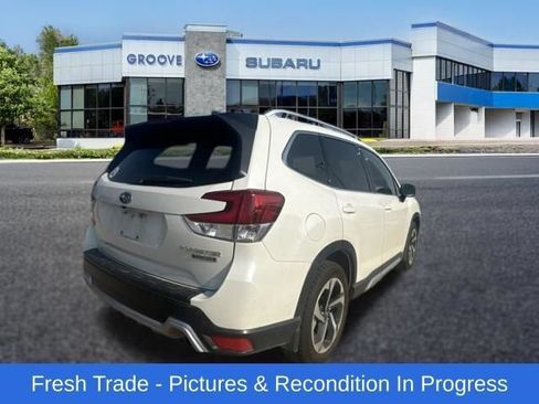 Used 2024 Subaru Forester Touring AWD/4WD image 5