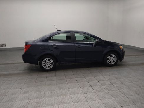 Used 2016 Chevrolet Sonic LT image 10