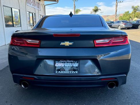 Used 2017 Chevrolet Camaro LT w/ Technology Package RWD image 5