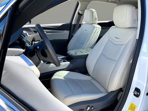 Used 2024 Cadillac XT5 Premium Luxury image 21