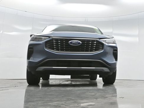 Used 2025 Ford Escape Active image 57