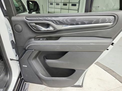 Used 2024 GMC Yukon Denali image 44