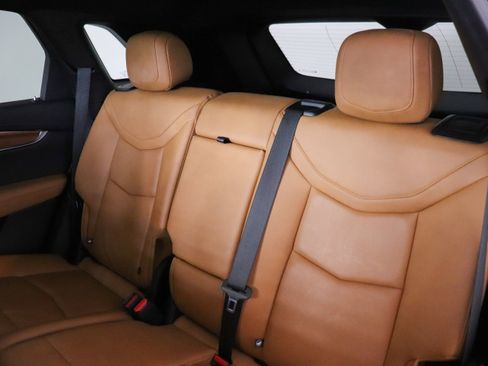 Used 2023 Cadillac XT5 Premium Luxury image 19