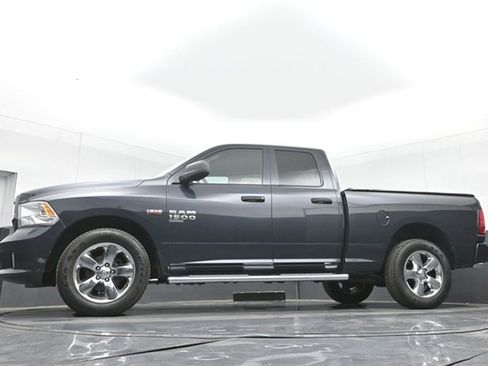 Used 2019 RAM 1500 Express w/ Express Value Package image 42
