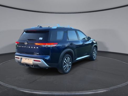 Used 2022 Nissan Pathfinder Platinum w/ Cargo Package AWD/4WD image 8